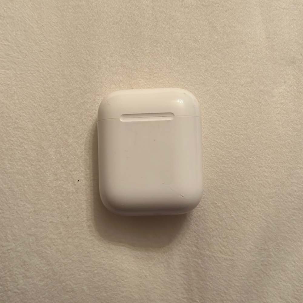 Apple First Generation AirPod Charging Case